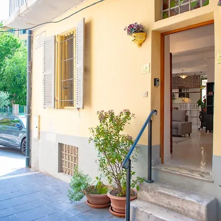 Casa vacanze Vieux-nice & Promenade Des Tram Golinhac