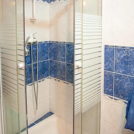 Casa vacanze Vieux-nice & Promenade Des Tram Golinhac